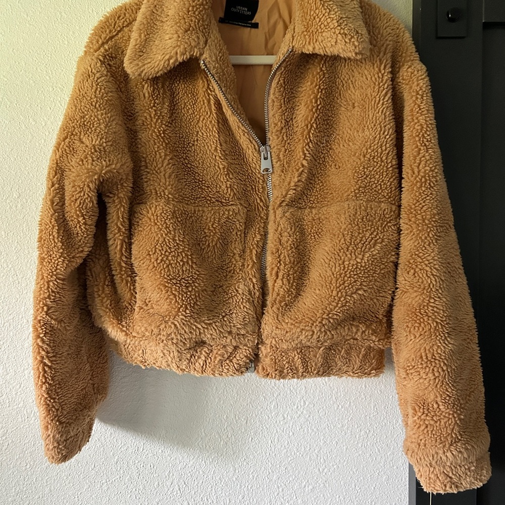 Size small Sherpa/teddy fleece brown urban outfitters zip jacket with pockets